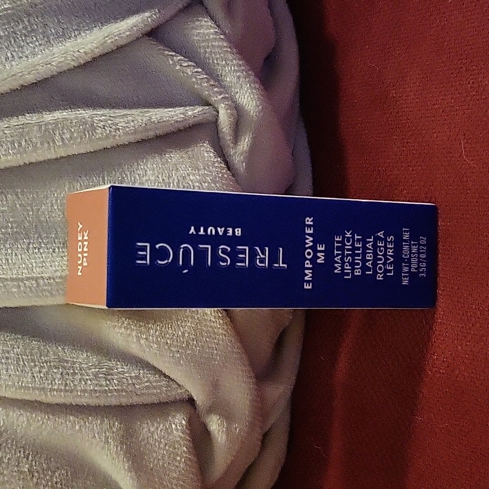 Tresluce EMPOWER ME Matte Lipstick Bullet in Nudey Pink